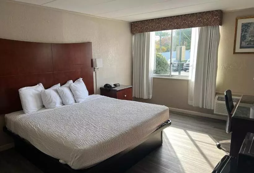 キングサイズベッドのスタンダードルーム, Travelodge By Wyndham Aberdeen