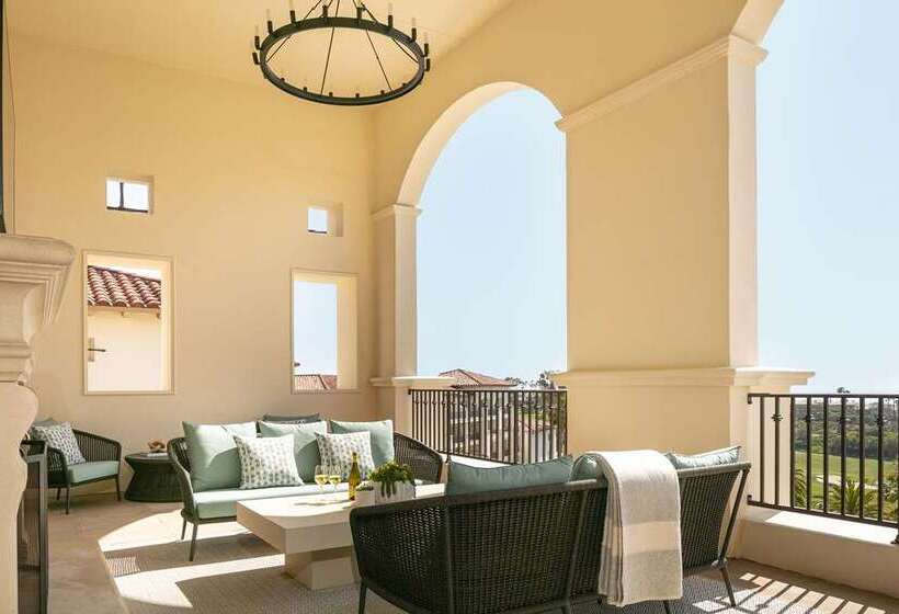 جناح دور أخير, Waldorf Astoria Monarch Beach Resort & Club