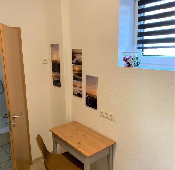 Номер Стандарт Индивидуальный, Zum Adler