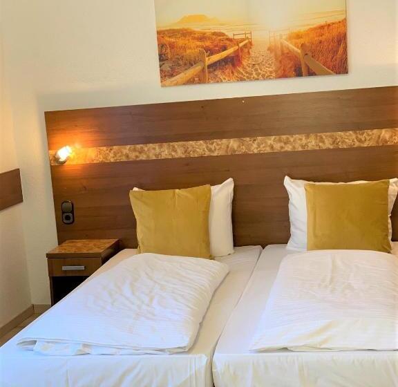 Номер Стандарт, Zum Adler