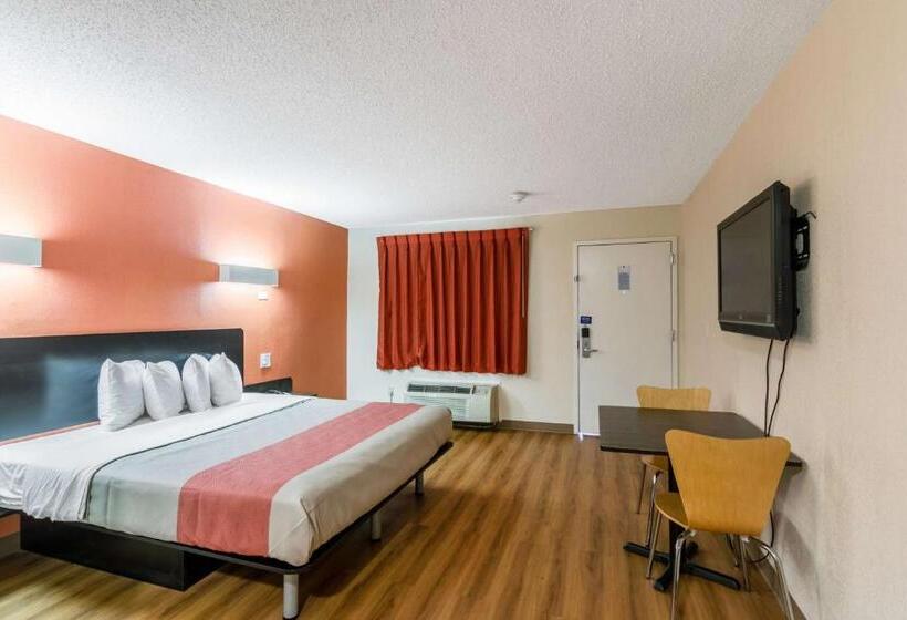 غرفة قياسية سرير كينج, Motel 6 New Brunswick