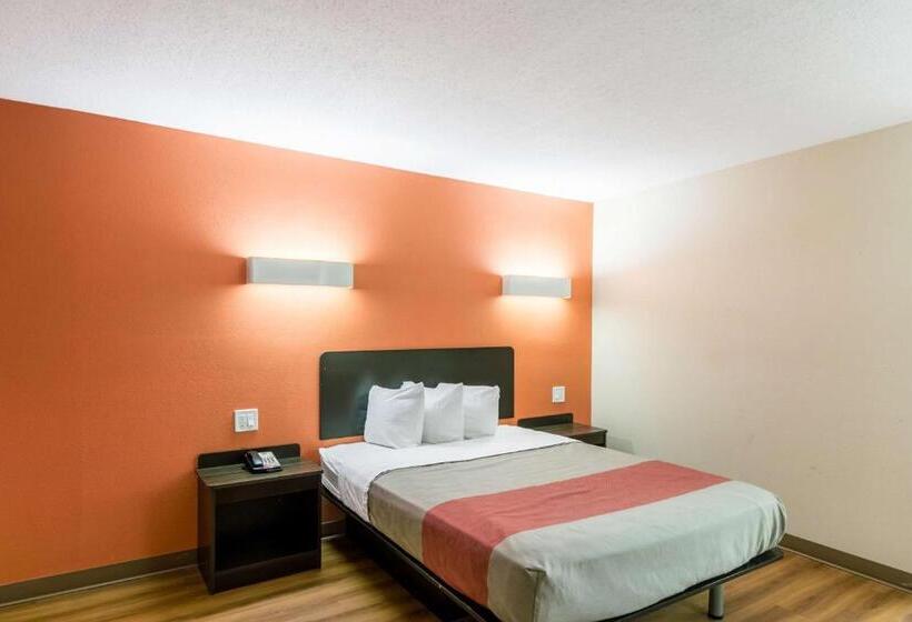 غرفة قياسية سرير كينج, Motel 6 New Brunswick