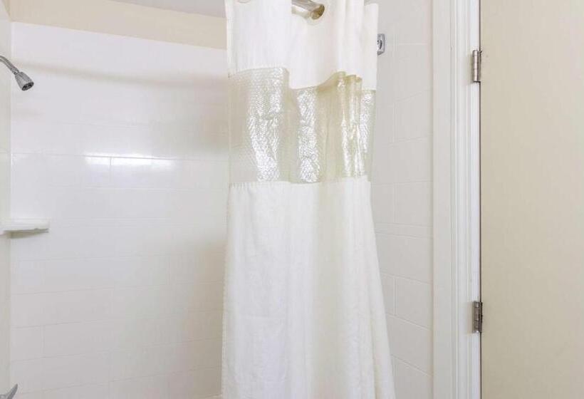 غرفة قياسية, Motel 6 New Brunswick