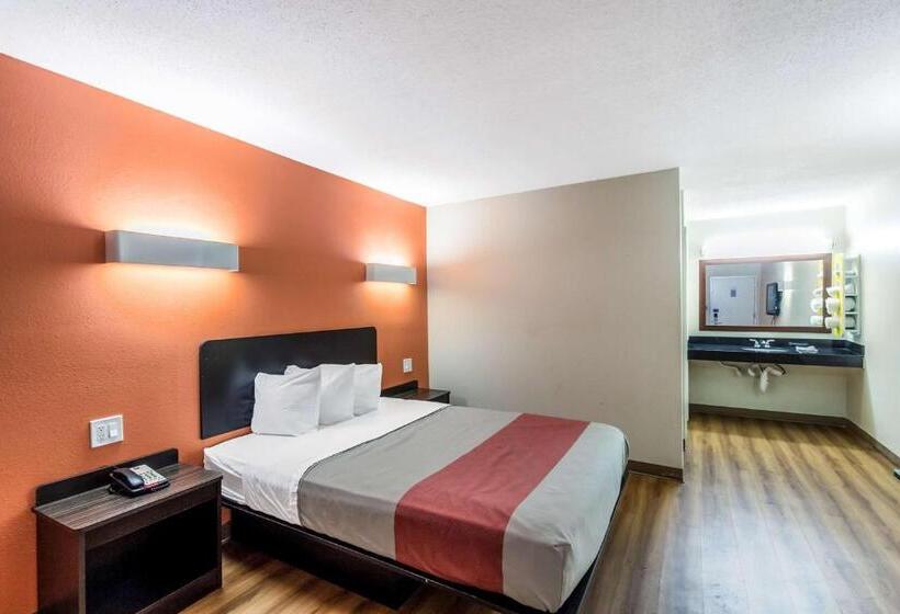 Номер Стандарт Адаптированный для Инвалидов, Motel 6 New Brunswick
