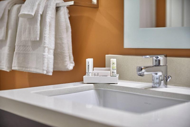 إستوديو قياسى سرير كينج, Towneplace Suites By Marriott Fort Mcmurray