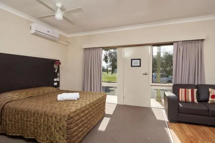 سوییت لوکس, Australian Homestead Motor Lodge