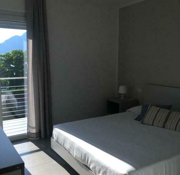 חדר סטנדרט, Tramonti E Lago