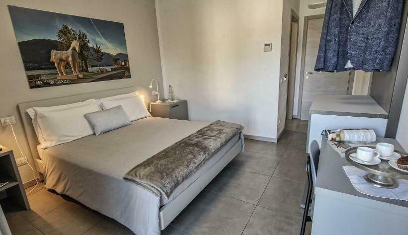 חדר סטנדרט, Tramonti E Lago