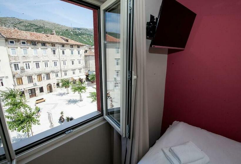 חדר סטנדרט יחיד, Boutique Hotel Bura 45n