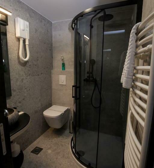 חדר סטנדרט נוף לים, Boutique Hotel Bura 45n