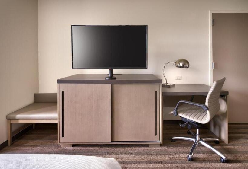 חדר סטנדרט, מיטת קווין, מותאם לאדם עם מוגבלויות, Hyatt House Rochester Mayo Clinic Area