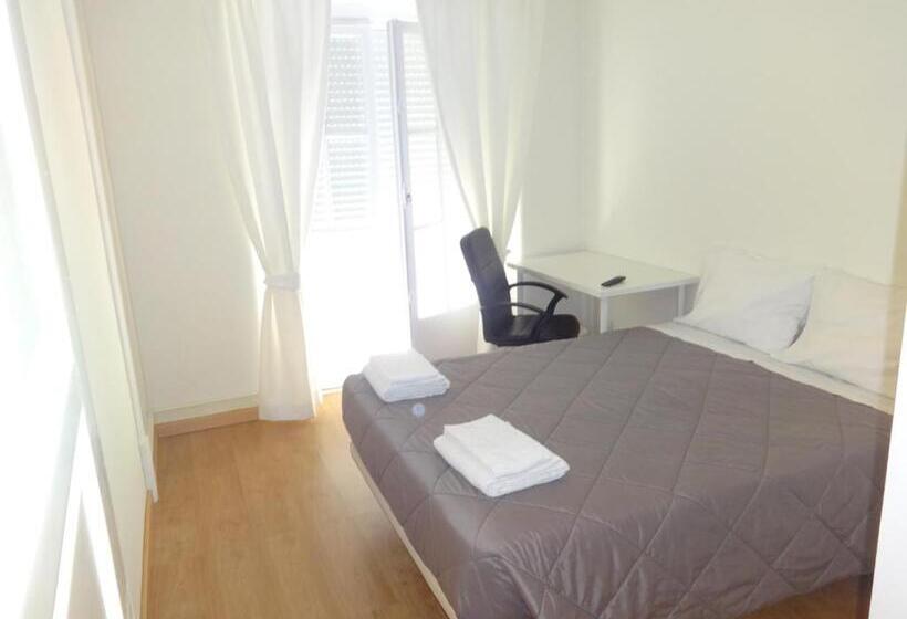 اتاق استاندارد با سرویس بهداشتی مشترک, Residence Metro Alameda