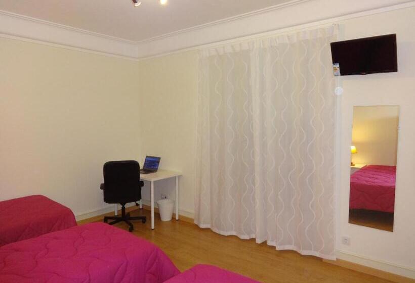 اتاق استاندارد سه نفره, Residence Metro Alameda