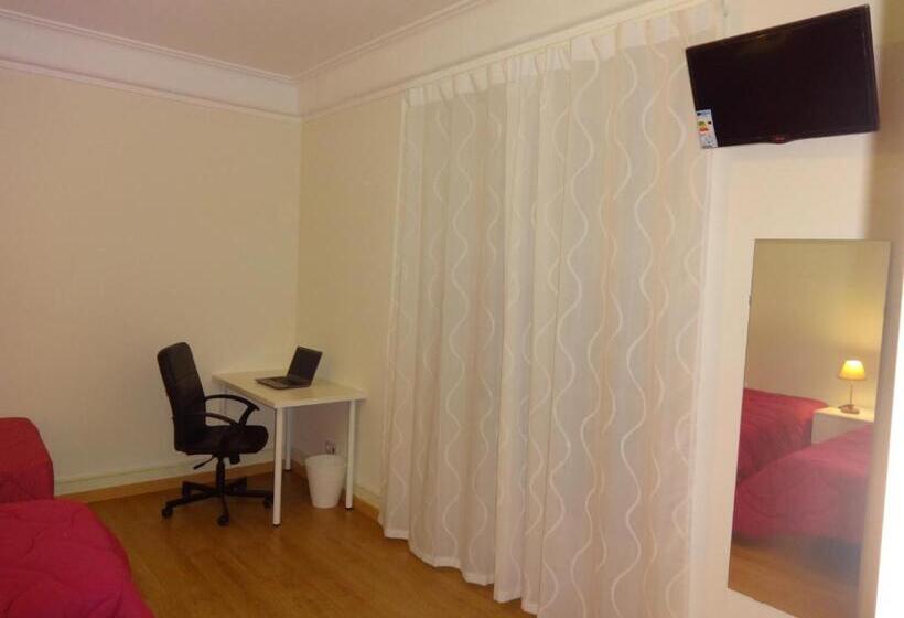 اتاق استاندارد سه نفره, Residence Metro Alameda