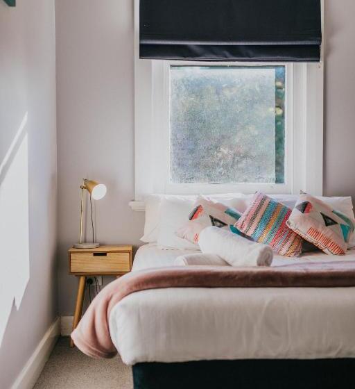 غرفة قياسية حمام مشترك, Duke Of Wellington