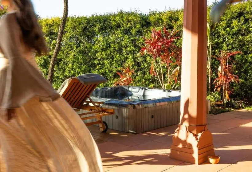 بانگلوی استاندارد, Jodhai Bai Retreat