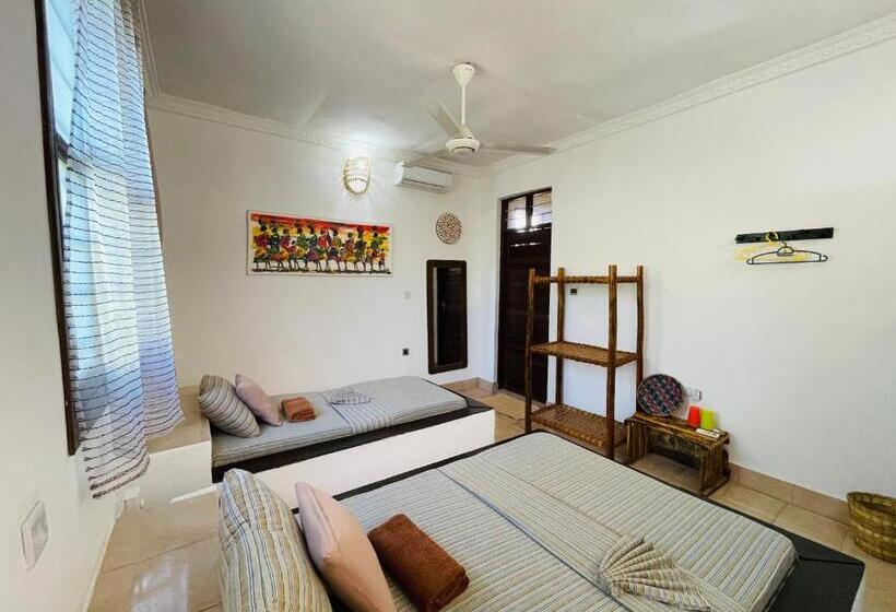 اتاق استاندارد با تراس, Max Hotel Nungwi