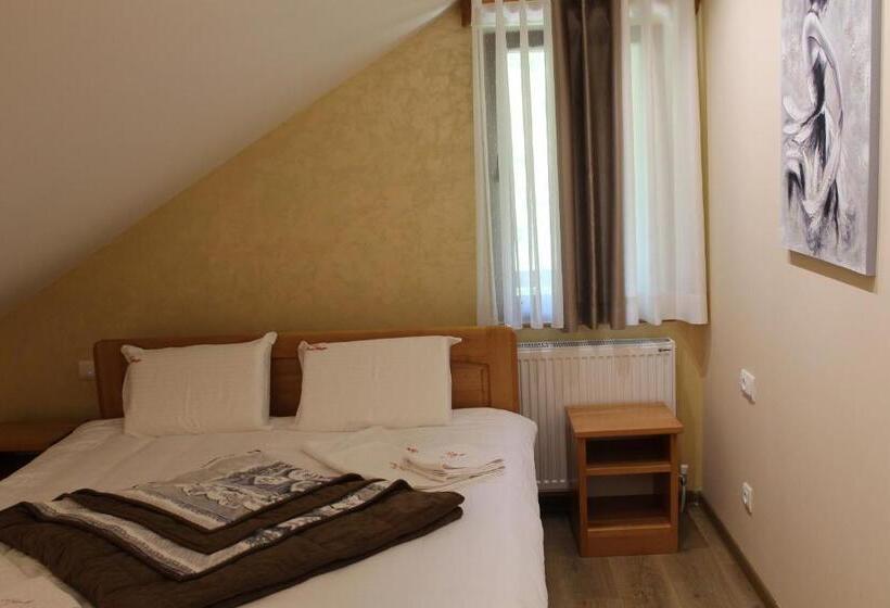 اتاق لوکس چهار تخته, Vila Madera Pribojska Banja