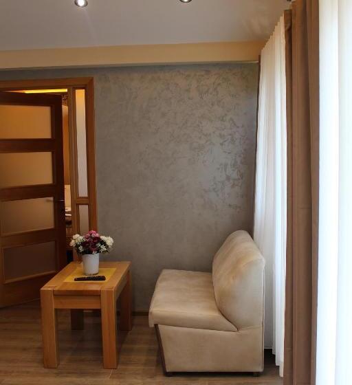 اتاق لوکس چهار تخته, Vila Madera Pribojska Banja