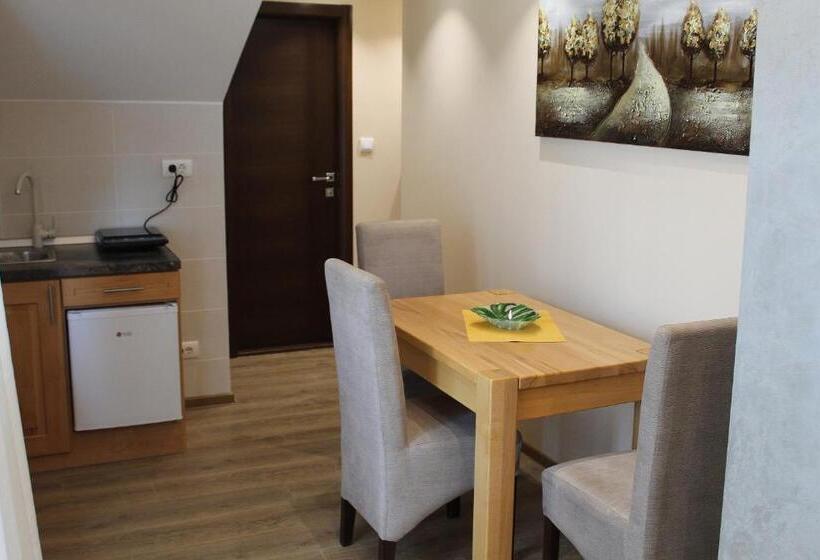 اتاق لوکس چهار تخته, Vila Madera Pribojska Banja