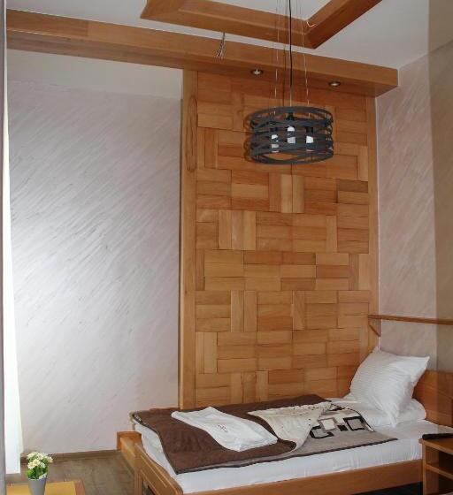 اتاق لوکس, Vila Madera Pribojska Banja