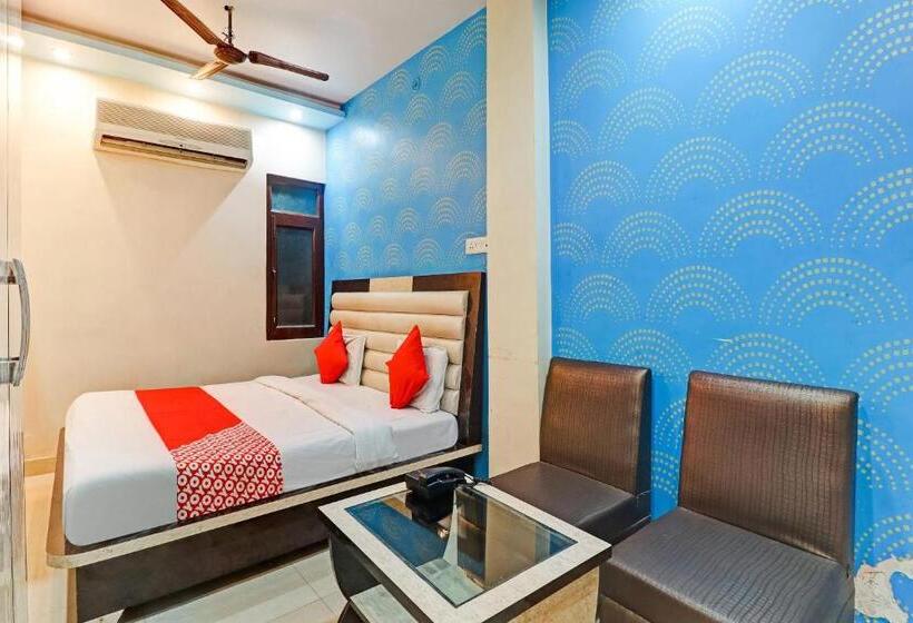 اتاق کلاسیک سه تخته, Collection O Hotel Shree Narayan Regency