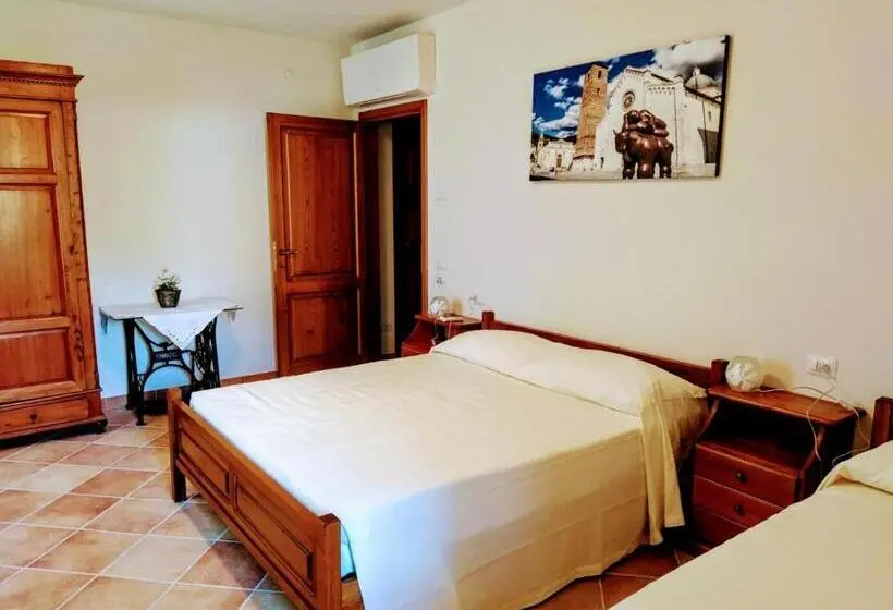 バルコニー付きスタンダードトリプルルーム, Agriturismo La Vite Maritata