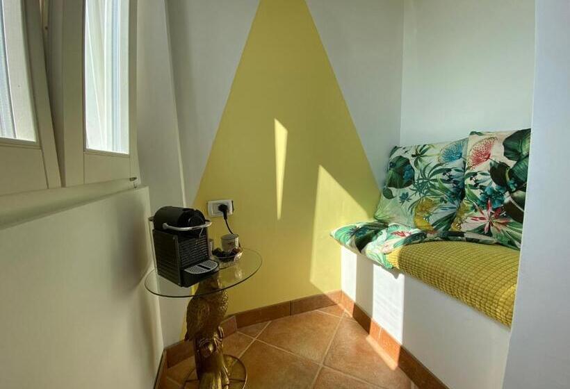 キングサイズベッドのスタンダードルーム, Allegro Holiday