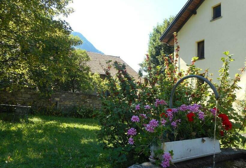 Номер Стандарт Вид на Горы, Dazio Grande B&b