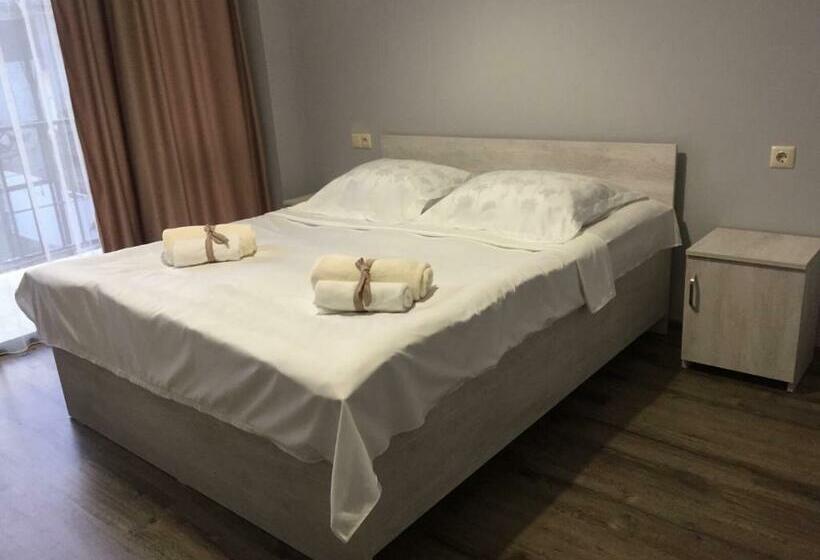 اتاق استاندارد, Kobuleti 728