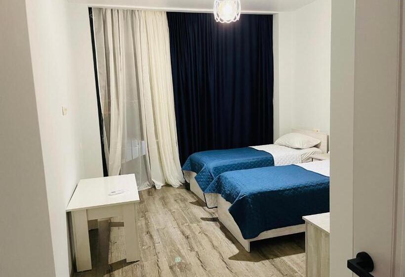 اتاق استاندارد, Kobuleti 728