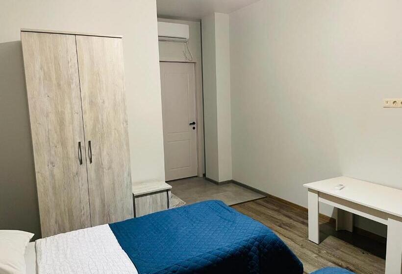 اتاق استاندارد, Kobuleti 728