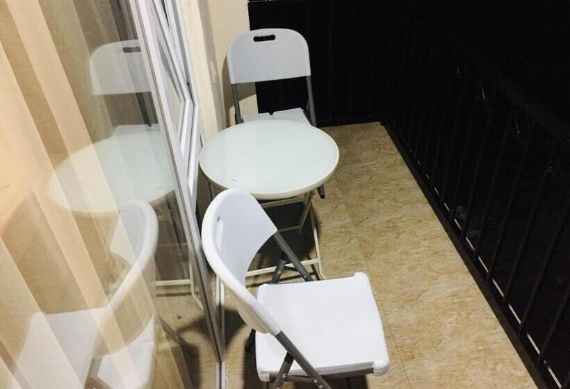 اتاق کلاسیک چهارنفره, Kobuleti 728