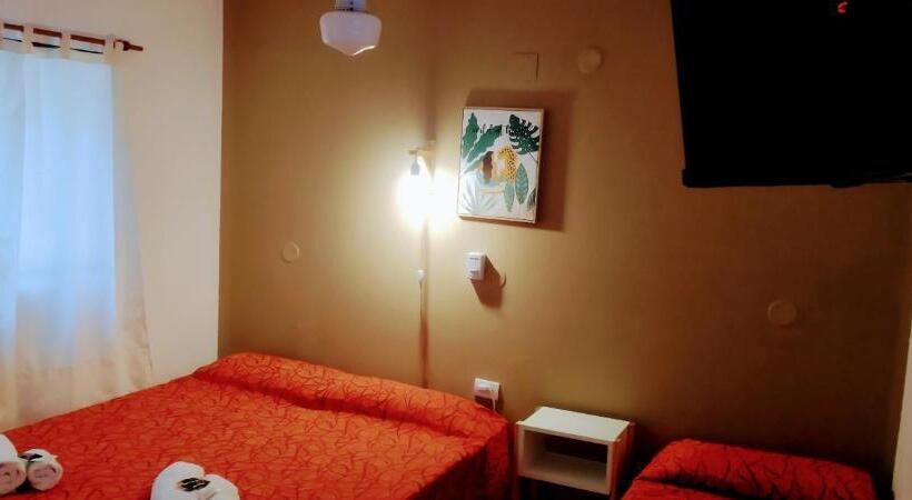 Номер Стандарт Трехместный, Ns