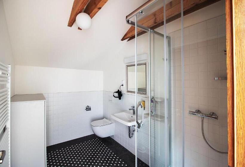 Номер Стандарт, Pivovar řevnice