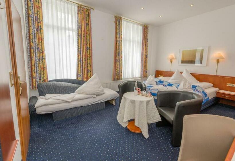 اتاق کلاسیک سه تخته, Inselhotel Cornelius