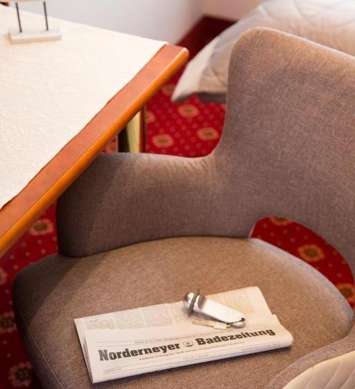 اتاق استاندارد یک نفره, Inselhotel Cornelius