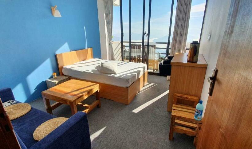 اتاق استاندارد با چشمانداز کوهستان, Nagarkotfoodhome