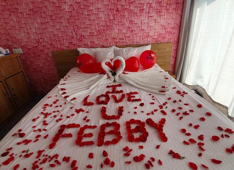 اتاق لوکس, Nagarkotfoodhome