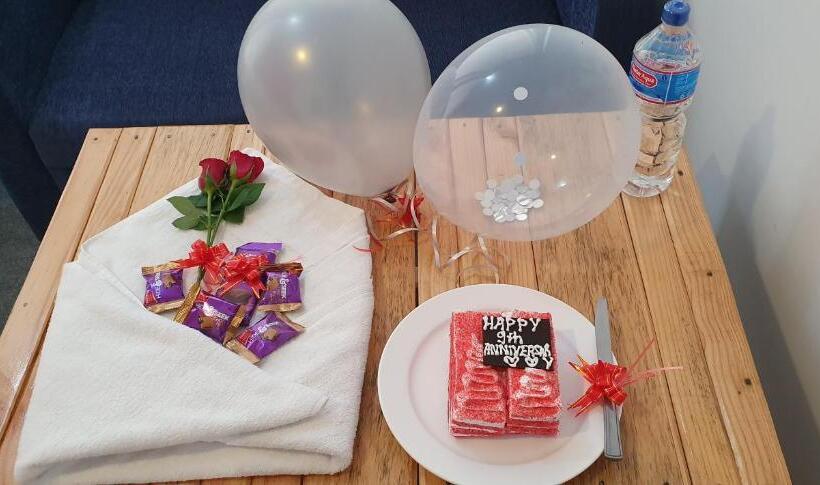 اتاق لوکس, Nagarkotfoodhome