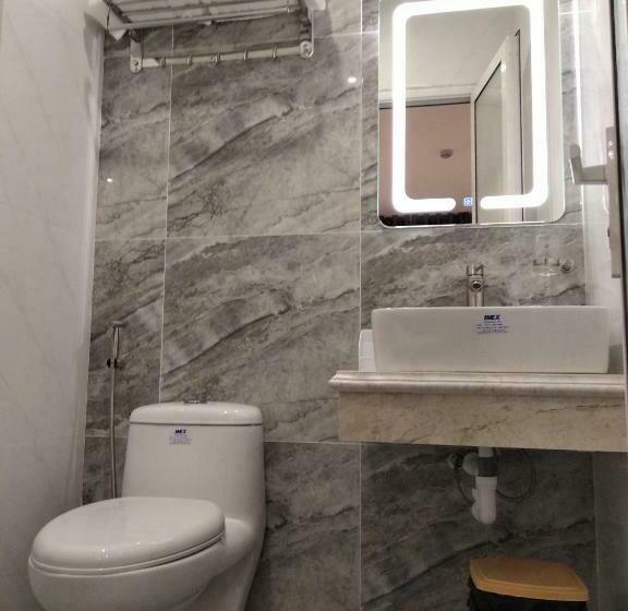 اتاق لوکس با بالکن, Peace