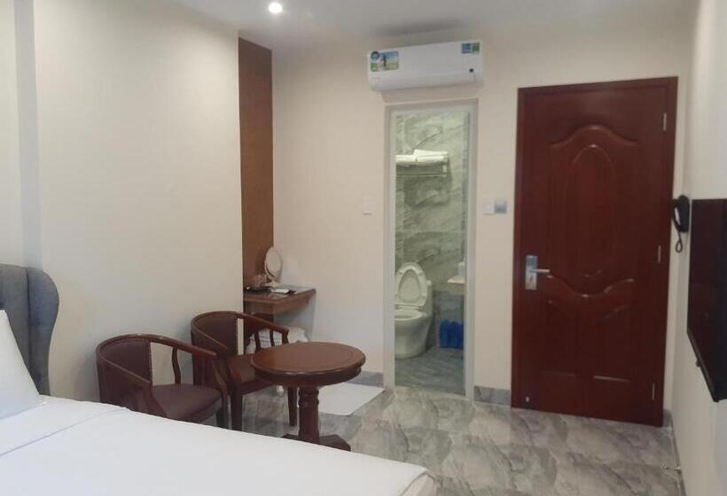 اتاق لوکس با بالکن, Peace