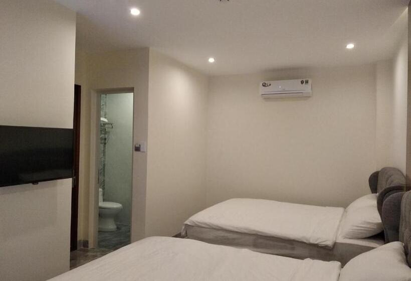 اتاق استاندارد چهارنفره با بالکن, Peace