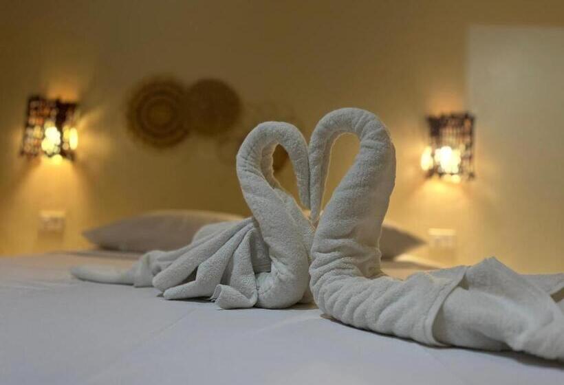 اتاق استاندارد با چشمانداز استخر, Pousada Flor De Merepe