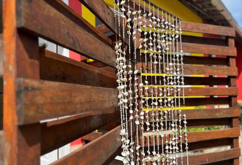 اتاق استاندارد سه تخته با چشمانداز استخر, Pousada Flor De Merepe