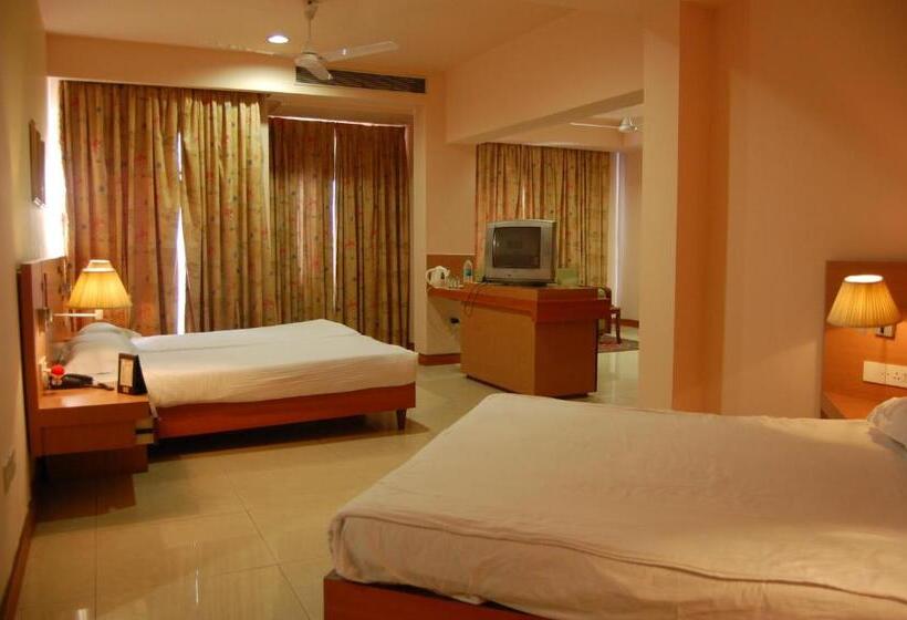 غرفة قياسية, Savoy Greens Karnal