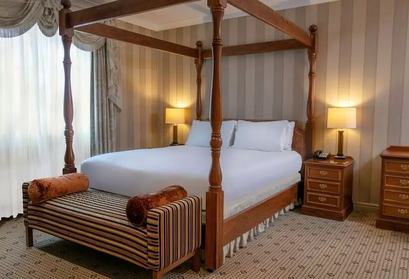 Sviitti King-vuode, Forest Pines Hotel, Spa & Golf Resort
