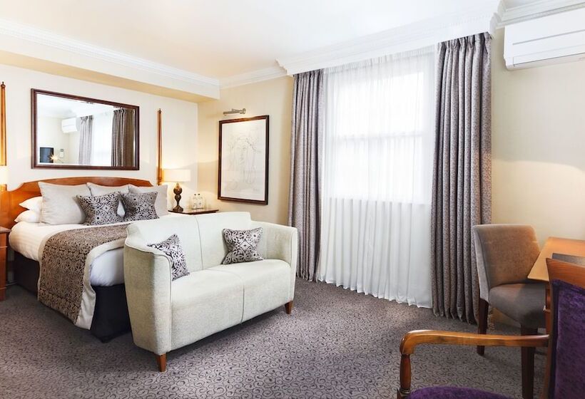 غرفة تنفيذية, Brandshatch Place & Spa