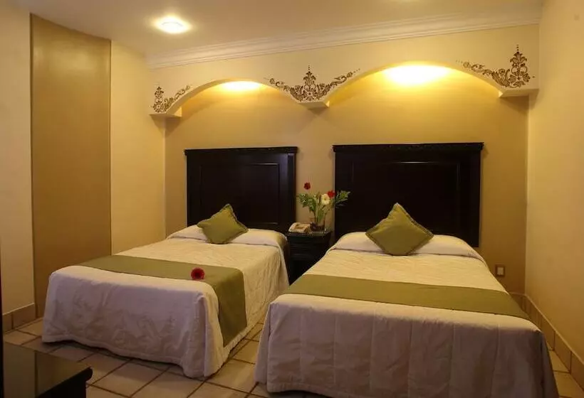 اتاق استاندارد سه نفره, Casantica