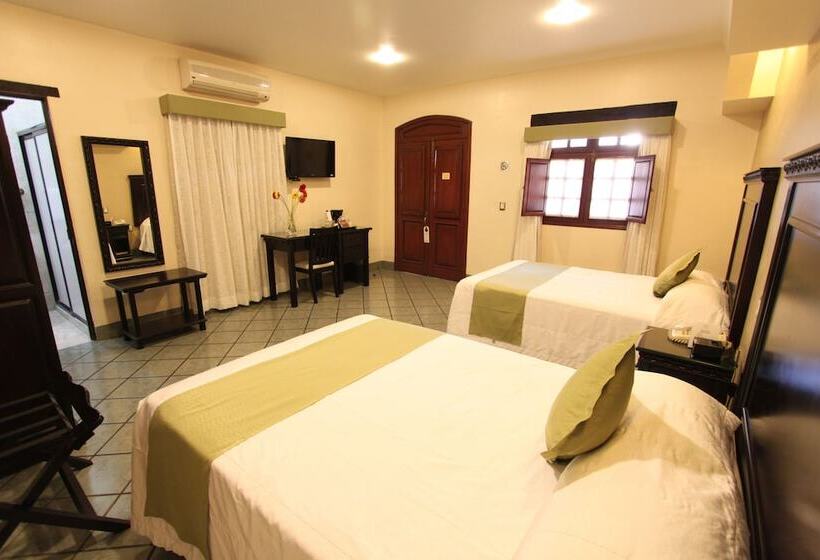 Полулюкс, Casantica